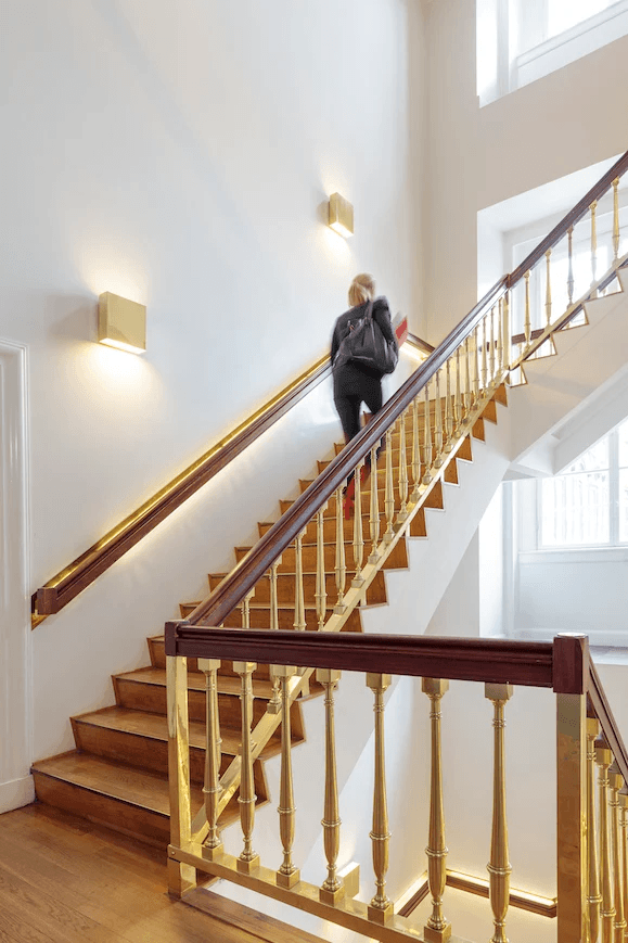 picture of a staircase