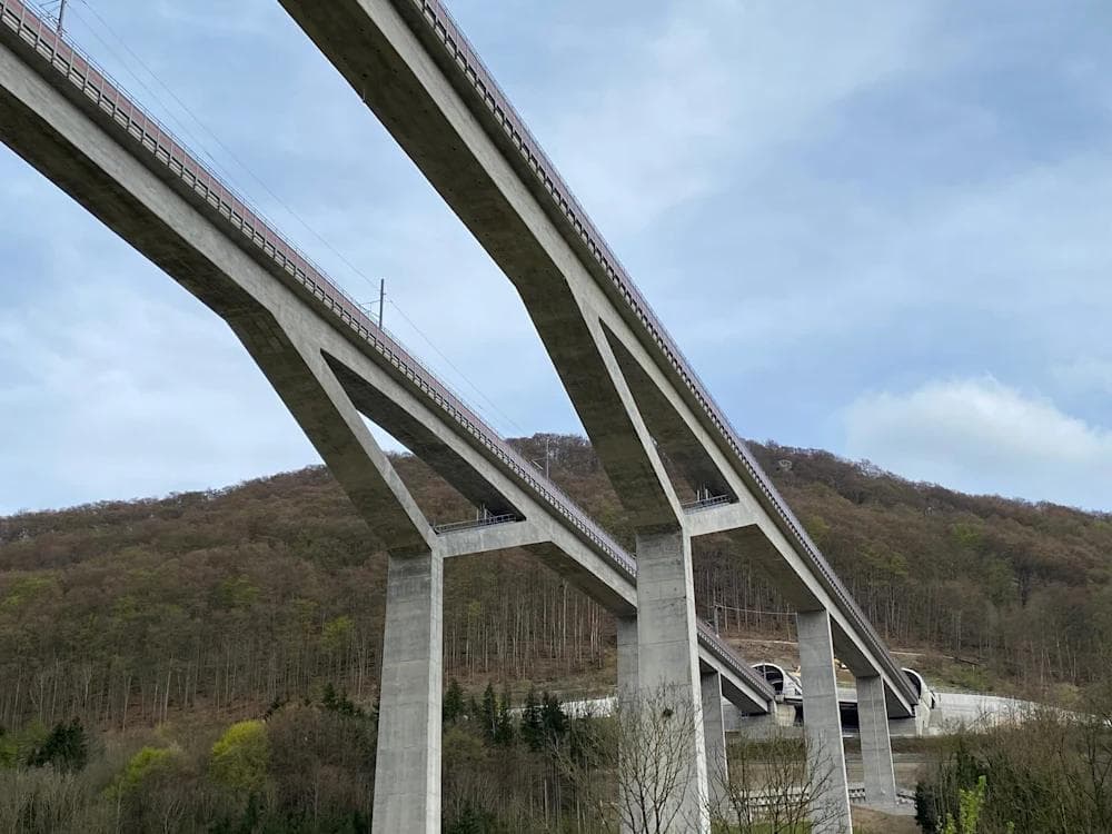 Picture of a bridge