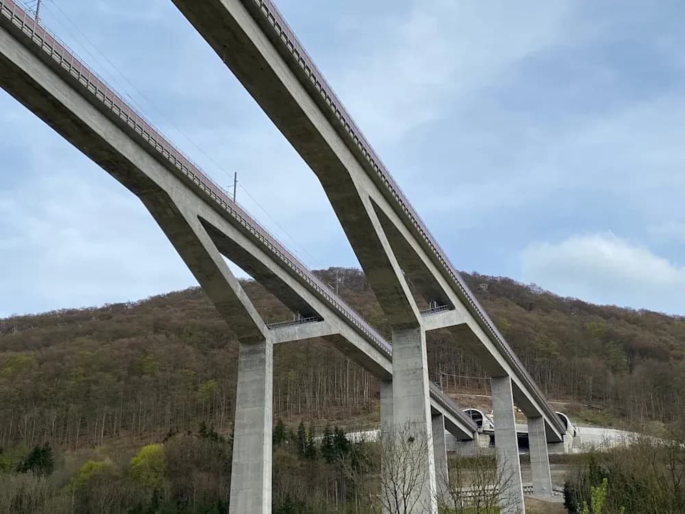 Picture of a bridge