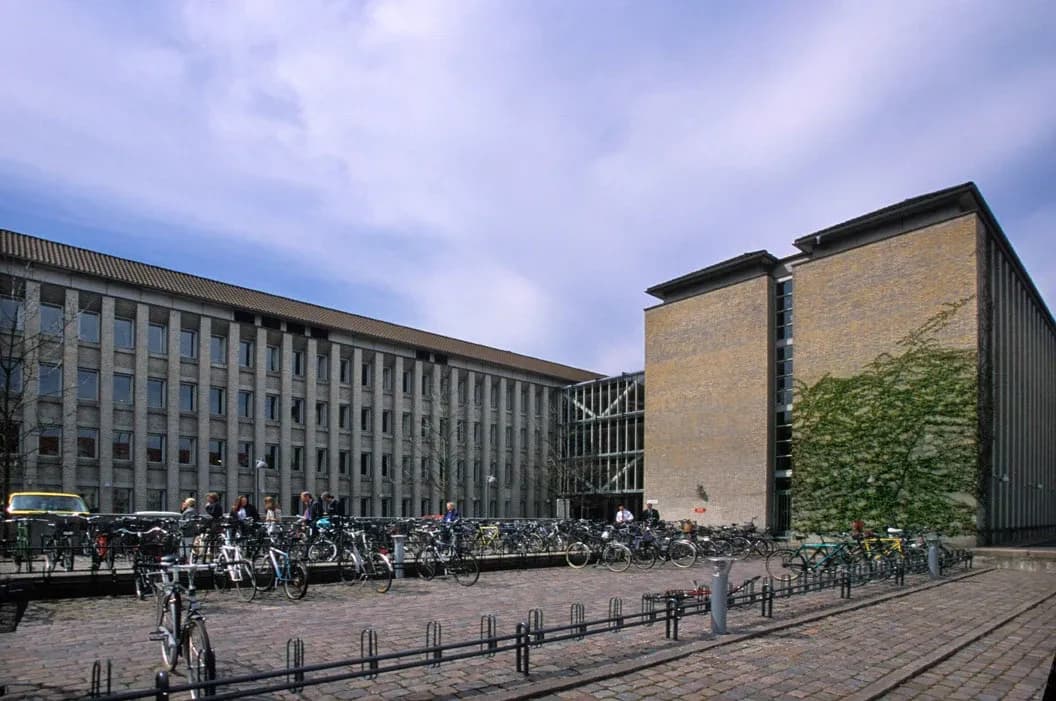 Picture of a building